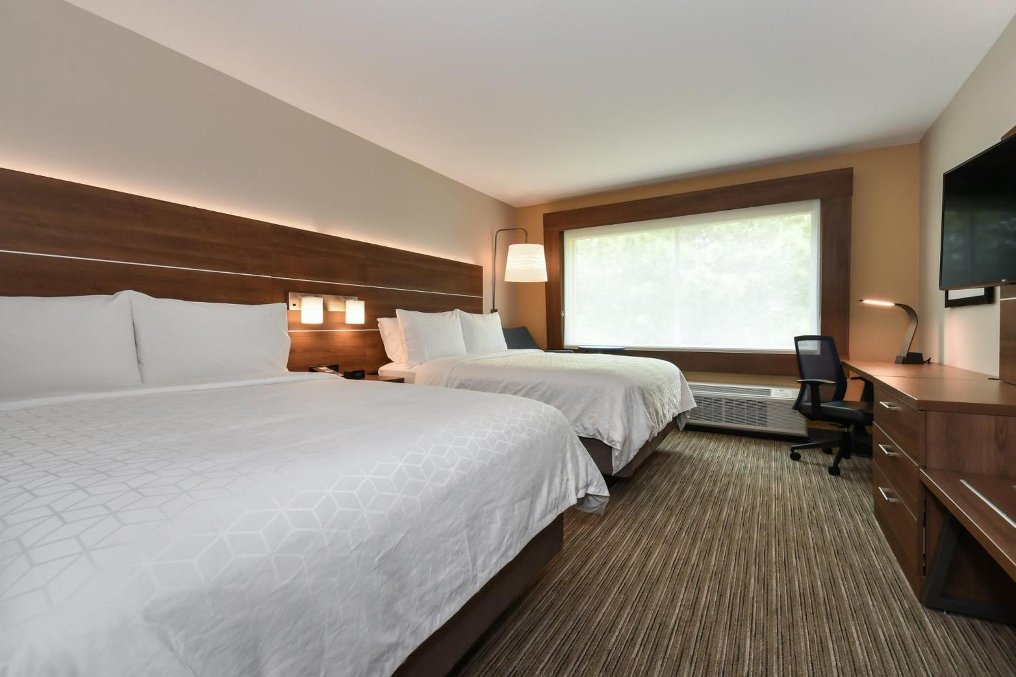 Holiday Inn Express & Suites Charlotte - Ballantyne, An Ihg Hotel Exterior photo